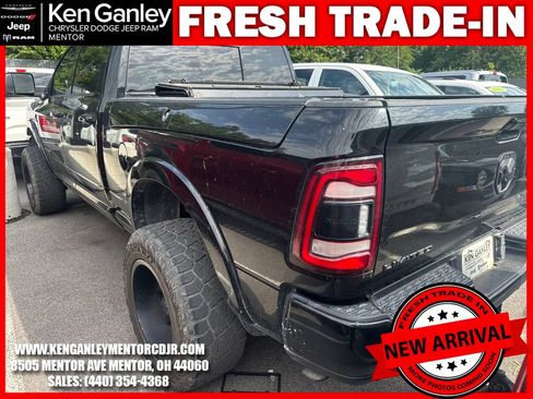 Used 2022 RAM 2500 Limited w/ Night Edition AWD/4WD image 7