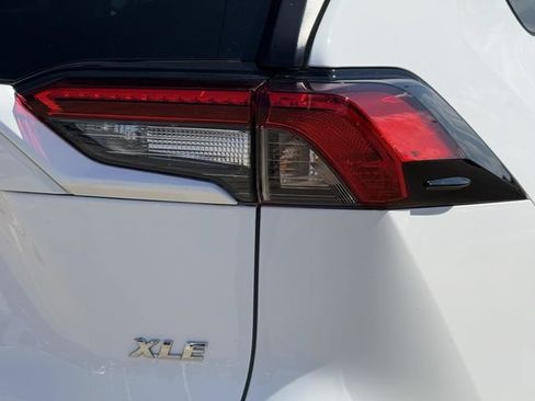 Used 2025 Toyota RAV4 XLE FWD image 7