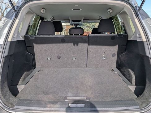 Used 2023 Nissan Rogue SV image 18