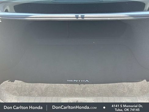 Used 2023 Nissan Sentra SR w/ SR Premium Package FWD image 6