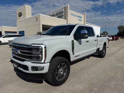 New 2025 Ford F350 Platinum w/ Platinum Plus Package