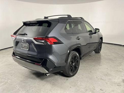 Used 2023 Toyota RAV4 XSE AWD/4WD image 8