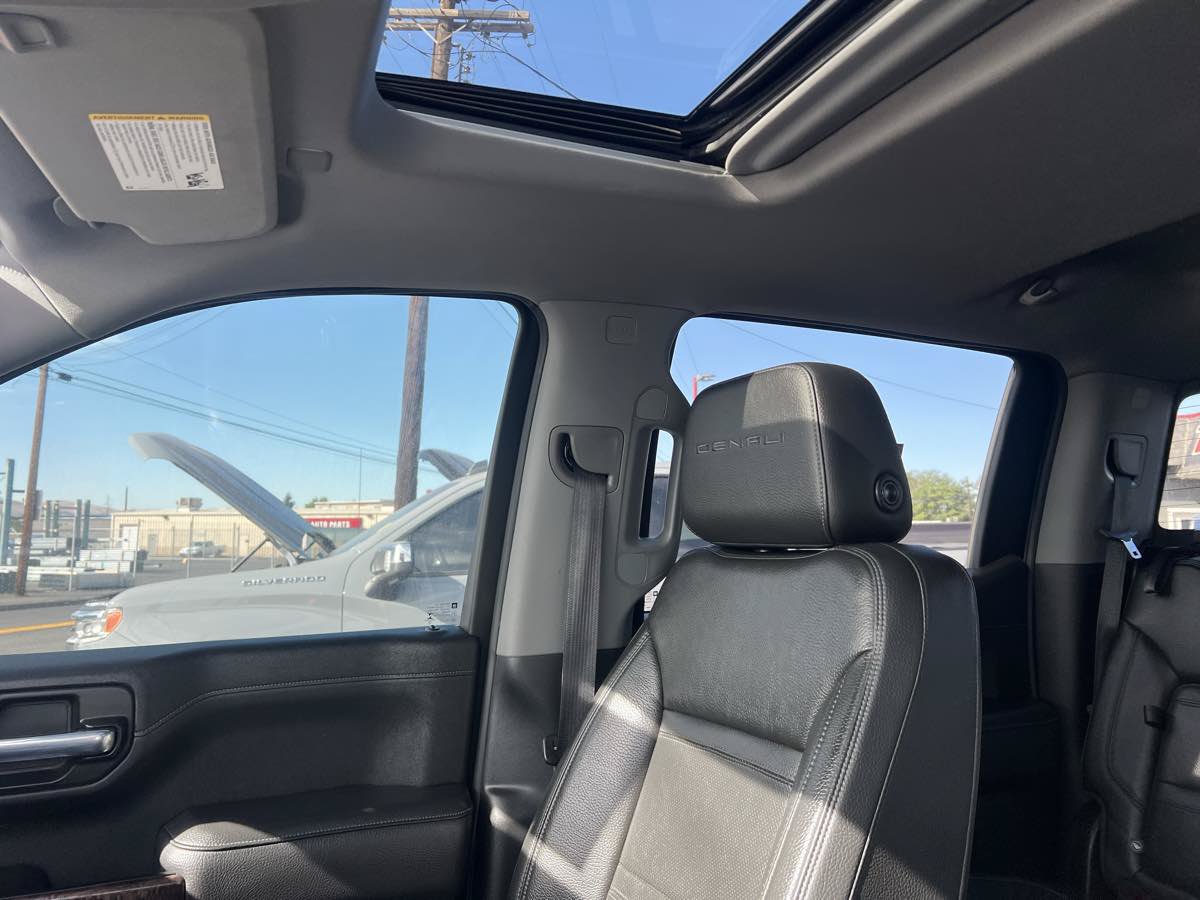 Used 2020 GMC Sierra 1500 Denali w/ Denali Ultimate Package AWD/4WD image 13