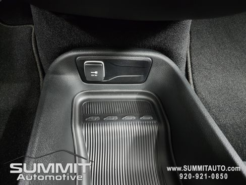 New 2026 Chrysler Pacifica Select image 52