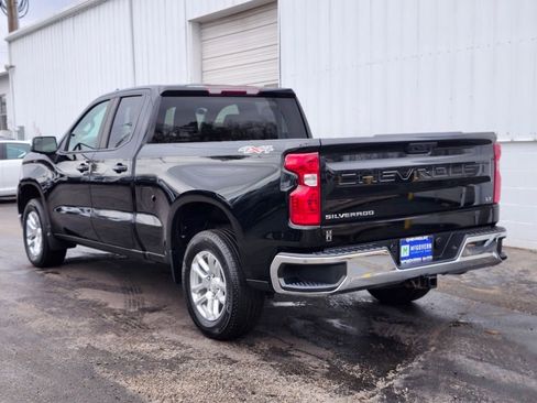 Used 2023 Chevrolet Silverado 1500 LT image 3