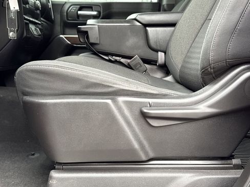 Used 2020 Chevrolet Silverado 1500 LT image 20