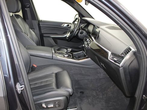 Used 2019 BMW X5 xDrive40i w/ Convenience Package AWD/4WD image 27