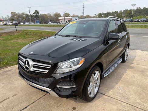 Used 2017 Mercedes-Benz GLE 350 GLE 350 4MATIC SUV image 4
