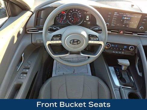Used 2022 Hyundai Elantra SEL w/ Cargo Package image 14