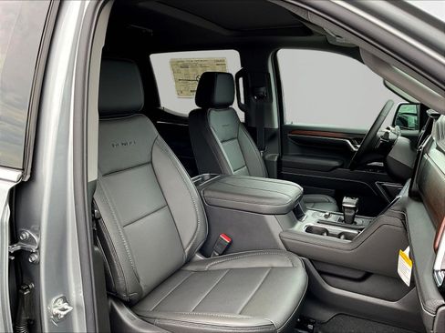 New 2026 GMC Sierra 1500 Denali w/ Denali Reserve Package AWD/4WD image 19