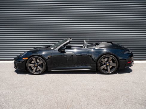Certified 2026 Porsche 911 Carrera 4 GTS AWD/4WD image 2