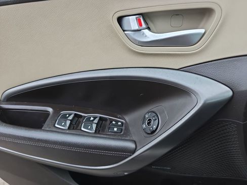 Used 2013 Hyundai Santa Fe Sport image 30