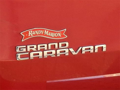 Used 2013 Dodge Grand Caravan SE image 30