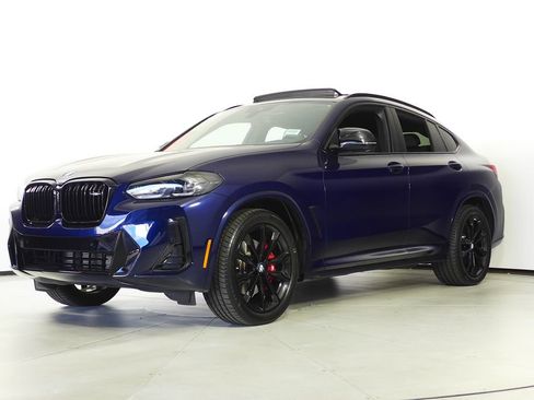 Used 2023 BMW X4 M40i w/ Shadowloine Package image 2