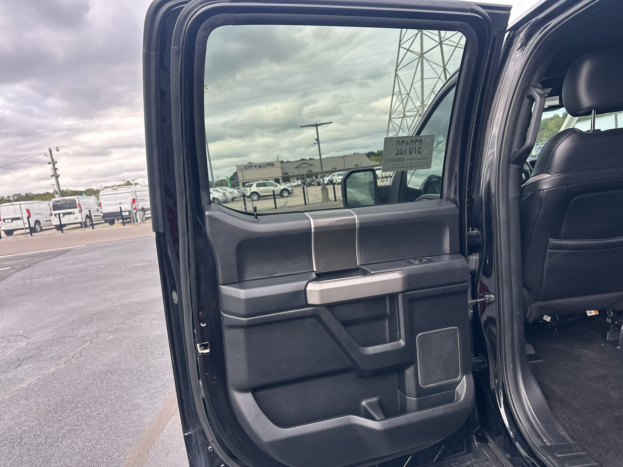 Used 2018 Ford F150 Raptor w/ Equipment Group 802A Luxury AWD/4WD image 14