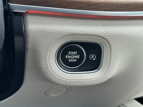Used 2022 Mercedes-Benz GLE 350 image 28