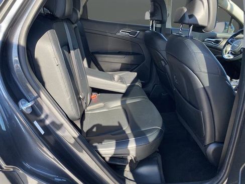 Certified 2024 Kia Sportage EX image 35
