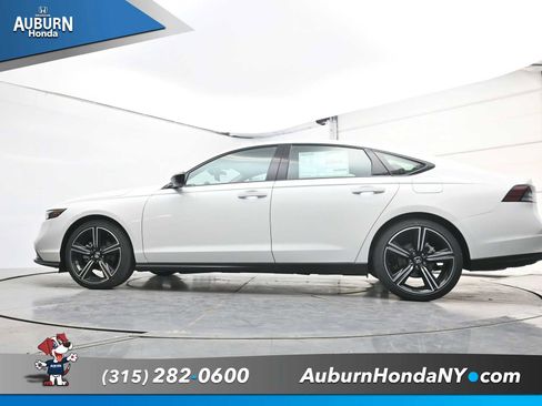 New 2026 Honda Accord SE image 19