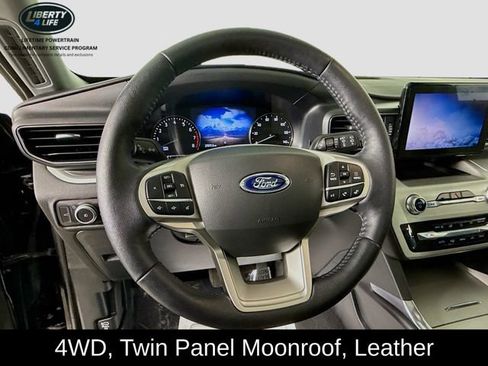 Used 2022 Ford Explorer XLT w/ Equipment Group 202A image 11