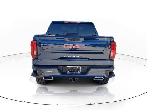 Used 2023 GMC Sierra 1500 Denali w/ Technology Package AWD/4WD image 6