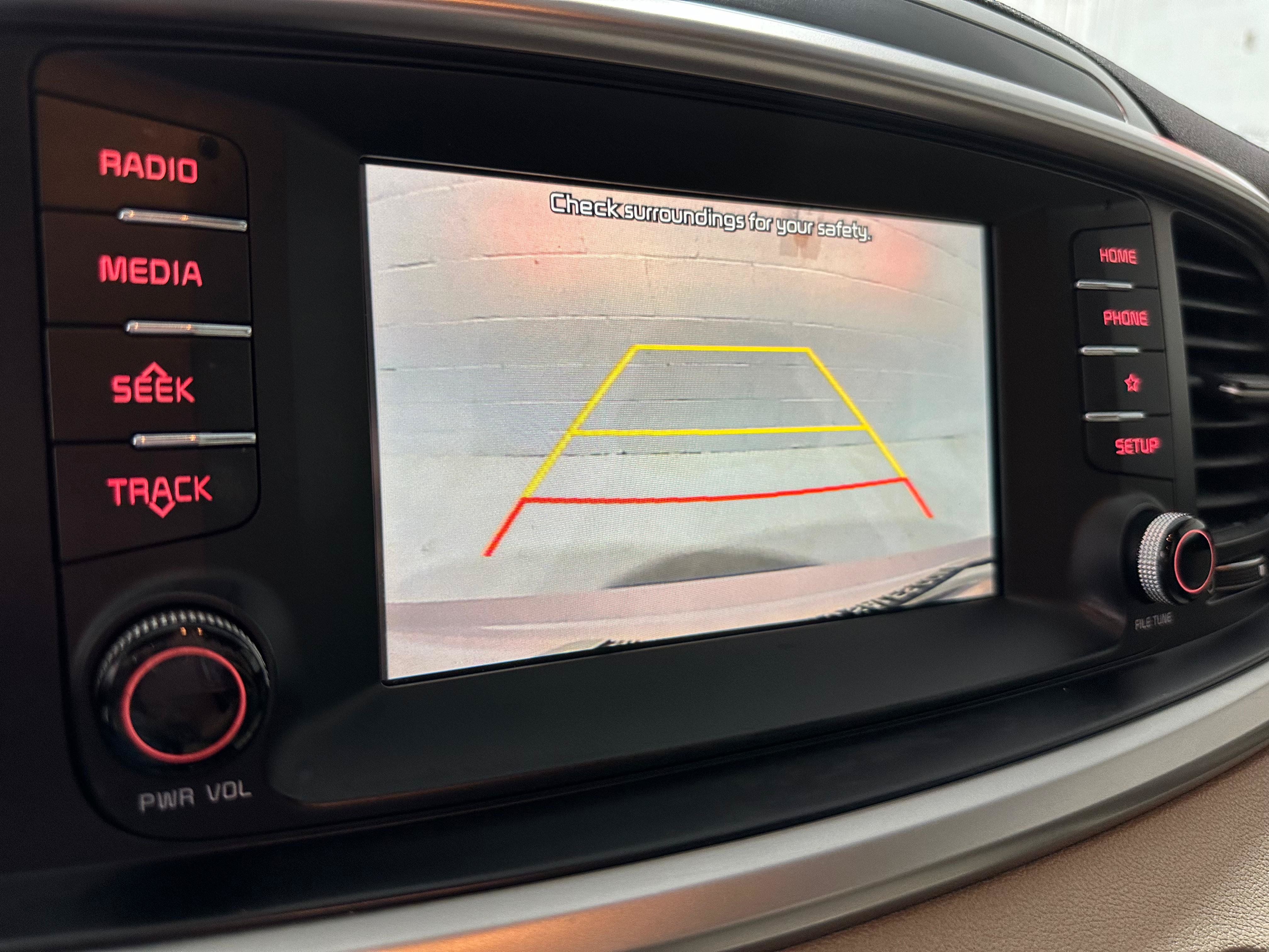 Used 2020 Kia Sorento S FWD image 20
