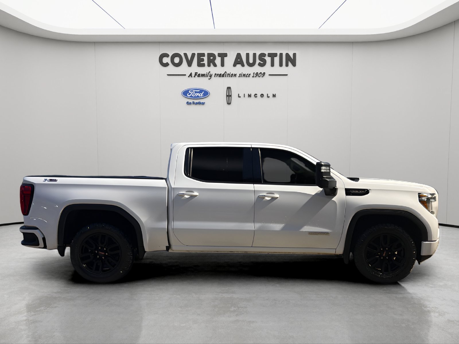 Used 2020 GMC Sierra 1500 Elevation w/ Elevation Value Package AWD/4WD image 4