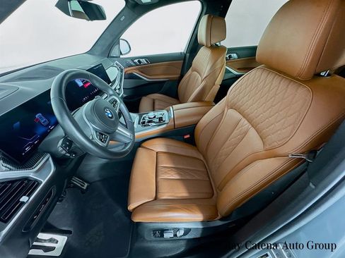 Used 2024 BMW X7 M60i w/ Executive Package image 22