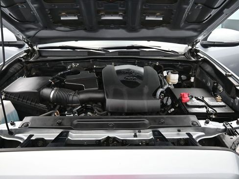 Certified 2023 Toyota Tacoma TRD Sport image 21