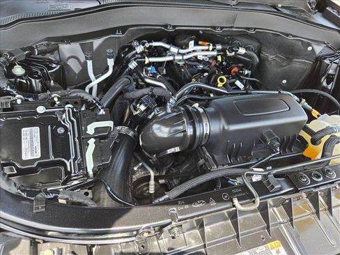 Certified 2023 Ford Explorer XLT RWD image 23