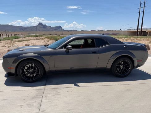 Used 2023 Dodge Challenger R/T Scat Pack RWD image 5