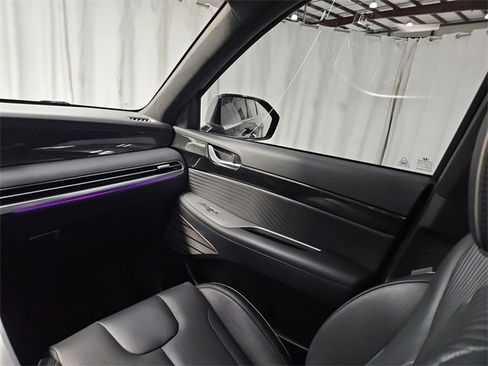 Used 2023 Hyundai Palisade Calligraphy w/ Cargo Package image 11