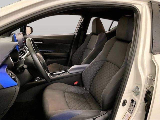 Used 2021 Toyota C-HR XLE FWD image 24