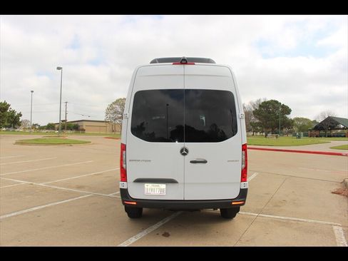 Used 2026 Mercedes-Benz Sprinter 2500 image 3