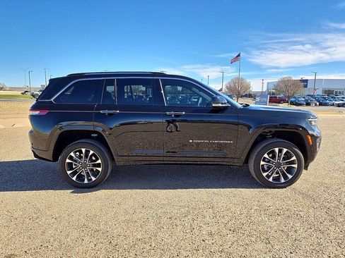 Used 2022 Jeep Grand Cherokee Overland image 6