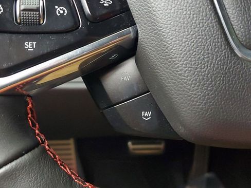 Used 2024 Chevrolet Corvette Stingray Coupe w/ 1LT image 29