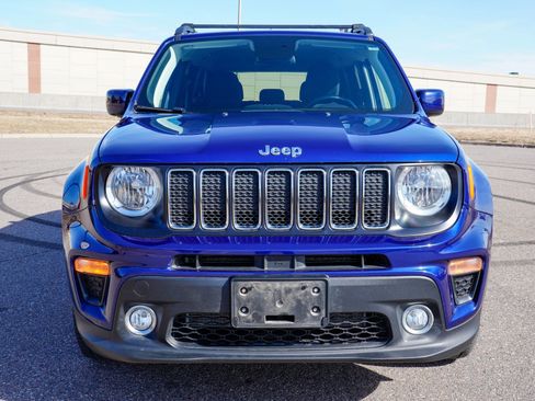 Used 2019 Jeep Renegade Latitude w/ Cold Weather Group image 8