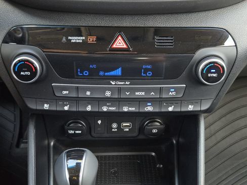 Used 2021 Hyundai Tucson Ultimate w/ Cargo Package FWD image 19