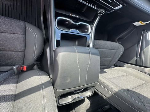 New 2026 Chevrolet Traverse LT image 24