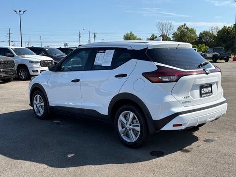 Used 2021 Nissan Kicks S FWD image 5