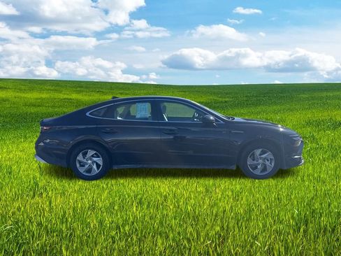 Certified 2026 Hyundai Sonata SE FWD image 4