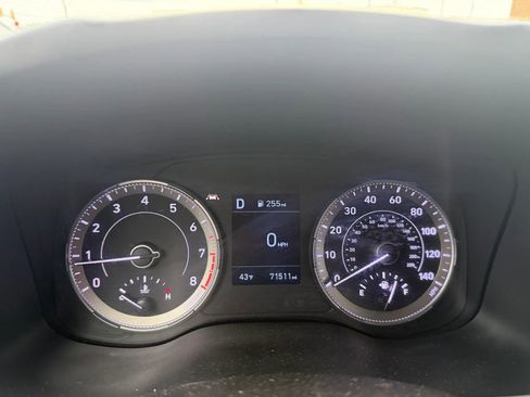 Used 2020 Hyundai Venue SE FWD image 18