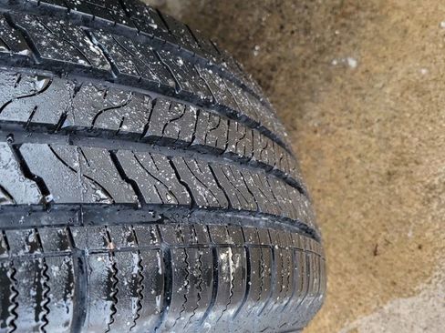 Certified 2025 Nissan Pathfinder SV image 19