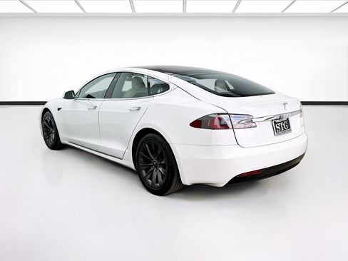 Used 2020 Tesla Model S Long Range AWD/4WD image 6