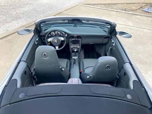 Used 2006 Porsche 911 Carrera S RWD image 17