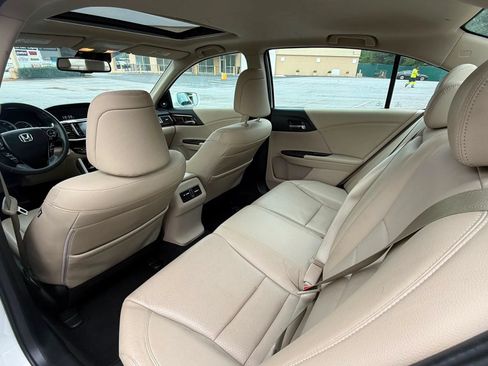 Used 2016 Honda Accord EX-L image 24