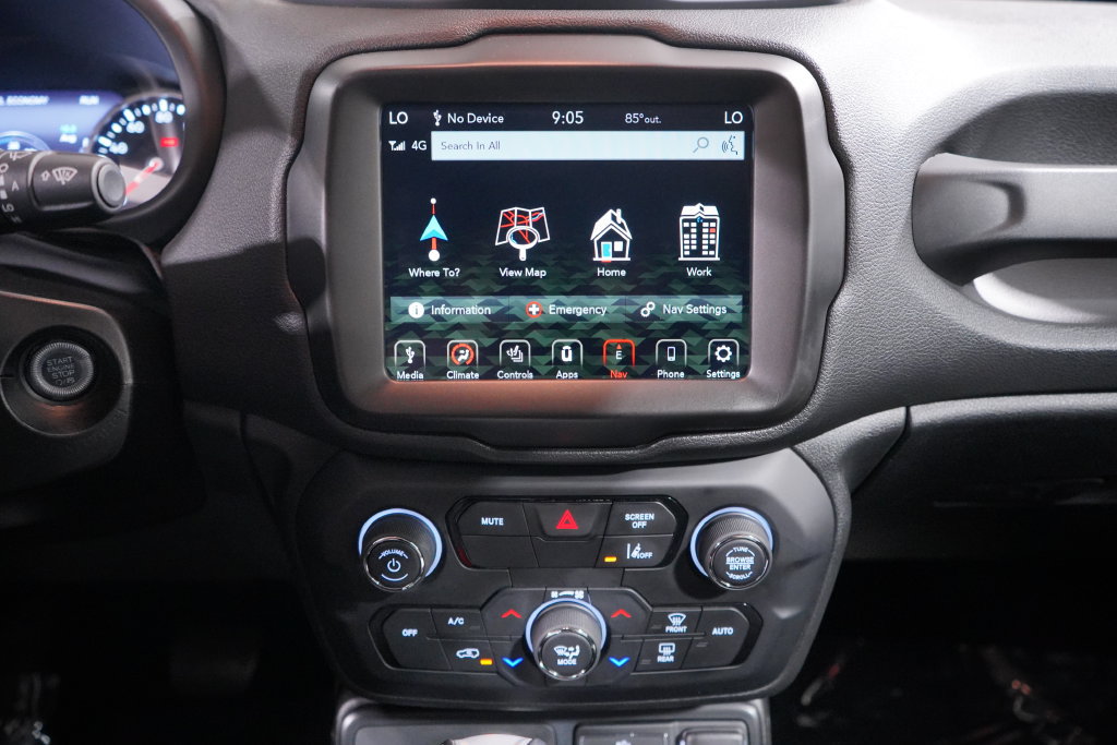 Used 2023 Jeep Renegade Trailhawk w/ Trailhawk Elite Group AWD/4WD image 14