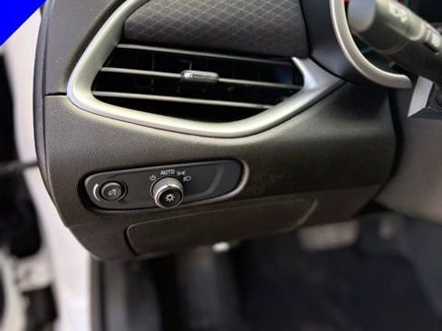 Used 2024 Chevrolet Malibu LT image 13