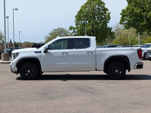 Used 2024 GMC Sierra 1500 SLT AWD/4WD image 6