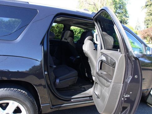 Used 2015 GMC Acadia SLE AWD/4WD image 6