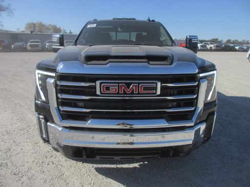 New 2026 GMC Sierra 3500 SLT image 12